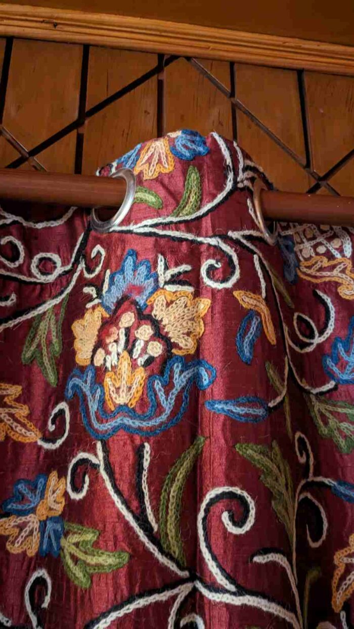 Luxury Maroon Hand Crewel Silk Curtain - Image 4