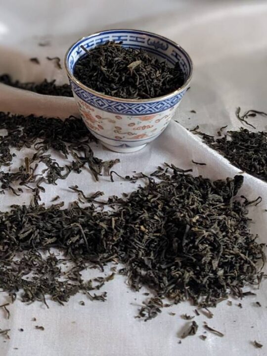 Kashmiri Noon Chai | Nun Chai (Pink Tea)