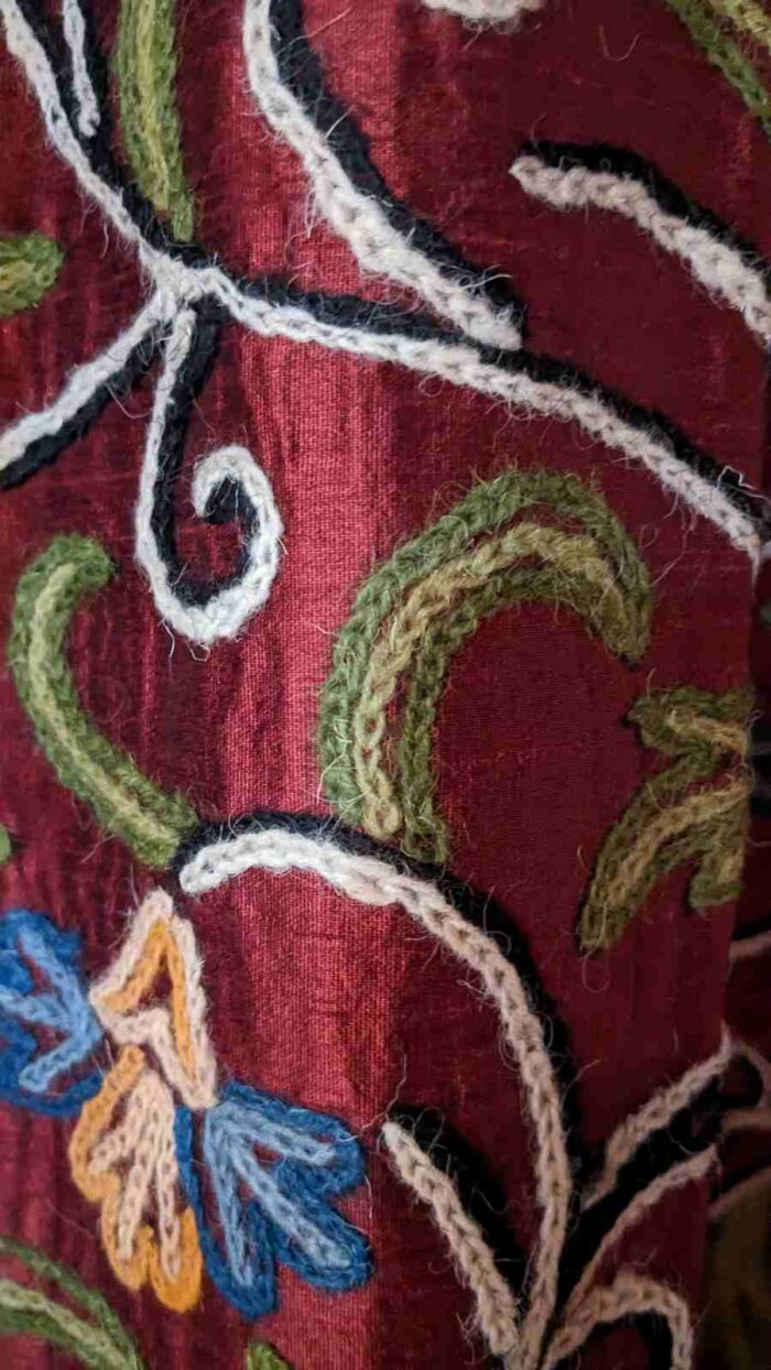 Luxury Maroon Hand Crewel Silk Curtain - Image 3