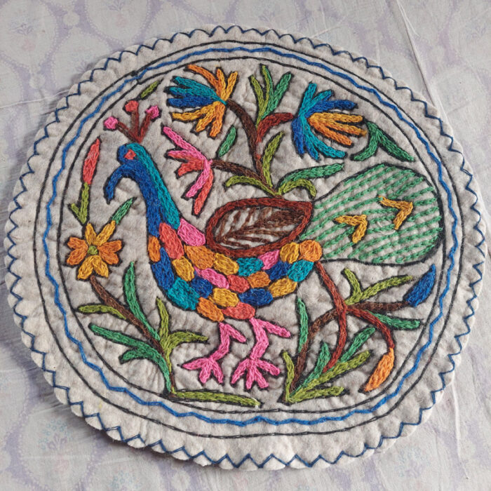 Bird Round Rug Pad, Meditation mat | 24" or 2FT Chair Pad Namda