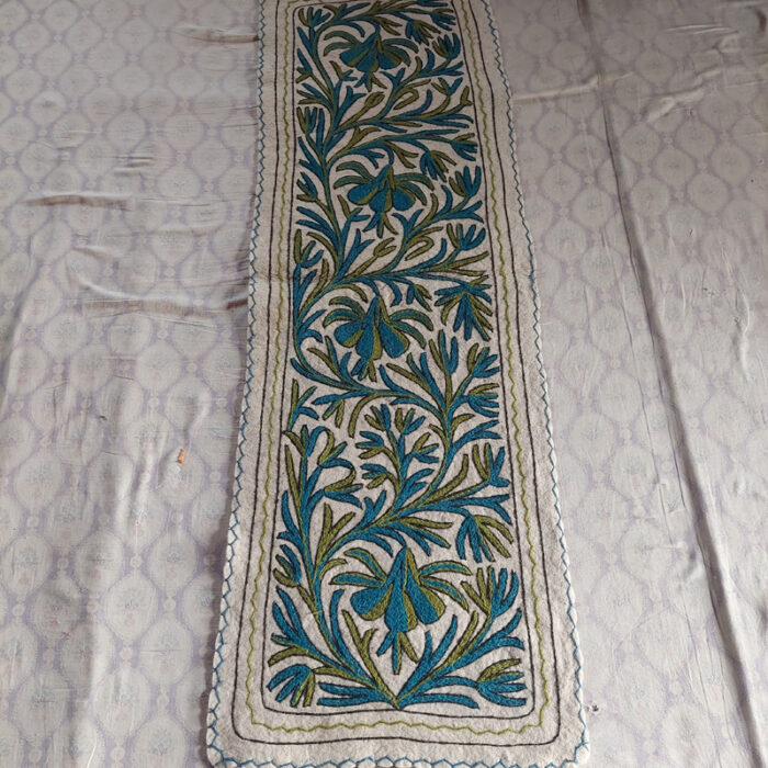 Posh Namda Runner Rug 6x2 Kashmiri Handmade - Image 4