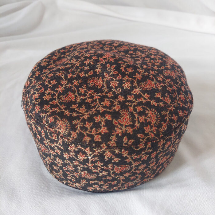 Black Makhdoomi Kani Cap