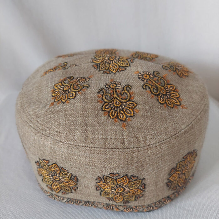 Toosa Rang Pure Pashmina Hand Sozni Cap - Image 4