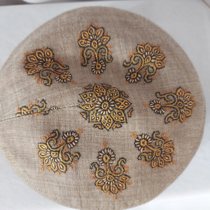 Toosa Rang Pure Pashmina Hand Sozni Cap - Image 2