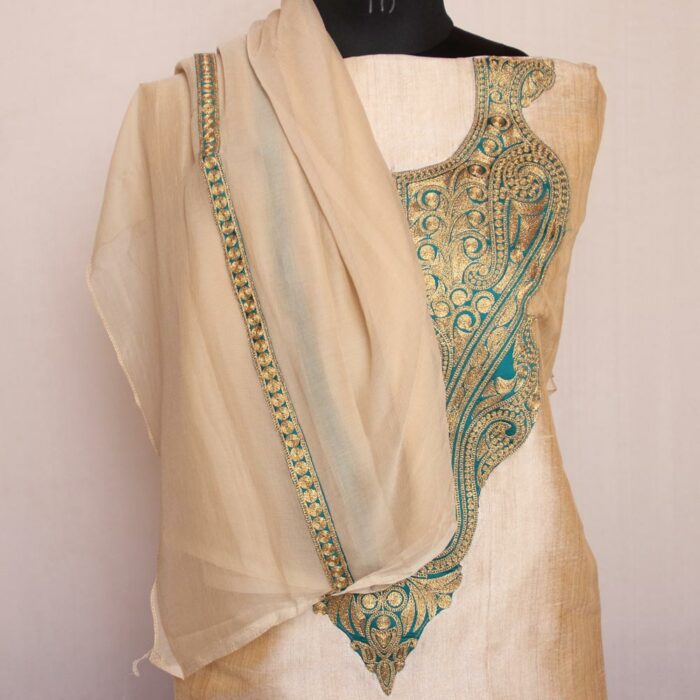 Silk Tilla Embroidery 3Pc Suit - Image 3