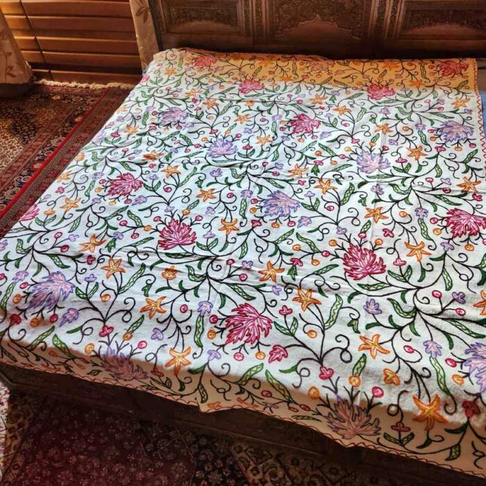 Lavendar Chinar Single Bedcover with Hand Crewel Embroidery