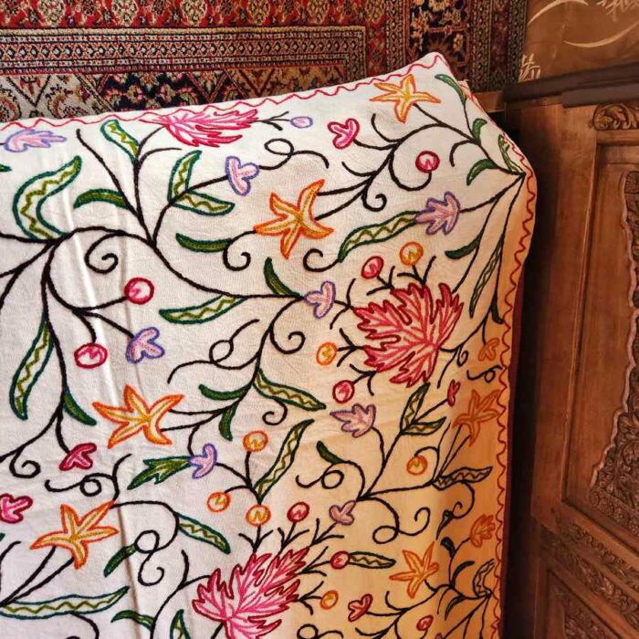 Lavendar Chinar Single Bedcover with Hand Crewel Embroidery - Image 5