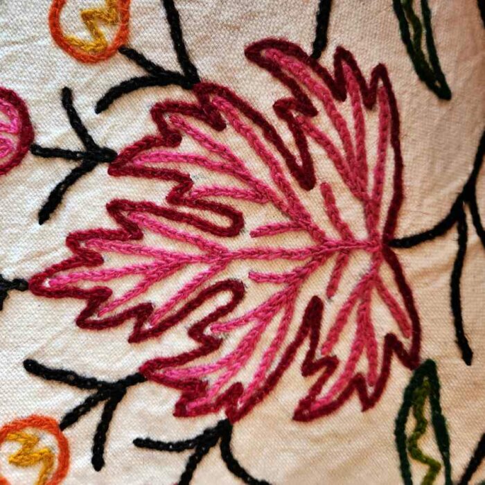Lavendar Chinar Single Bedcover with Hand Crewel Embroidery - Image 3