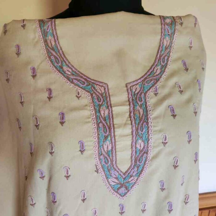 Cream Lizzi Bizzi 2pc Suit with Aari Work