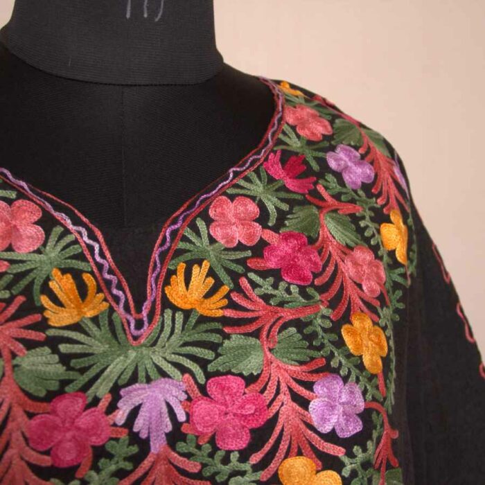 Black Rang bi Rang Crush Cotton Aari Work Kaftan L44 - Image 3