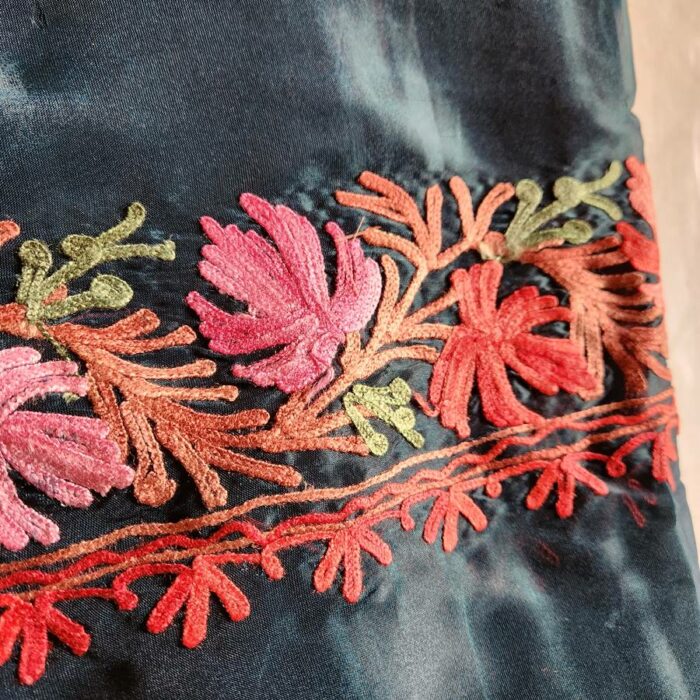 Green Organza Aari Embroidered Saree - Image 2