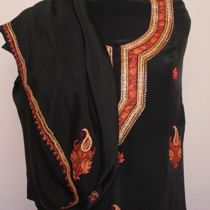 Black  3Pc Crepe Suit with Hand Sozni and Tilla Embroidery - Image 3