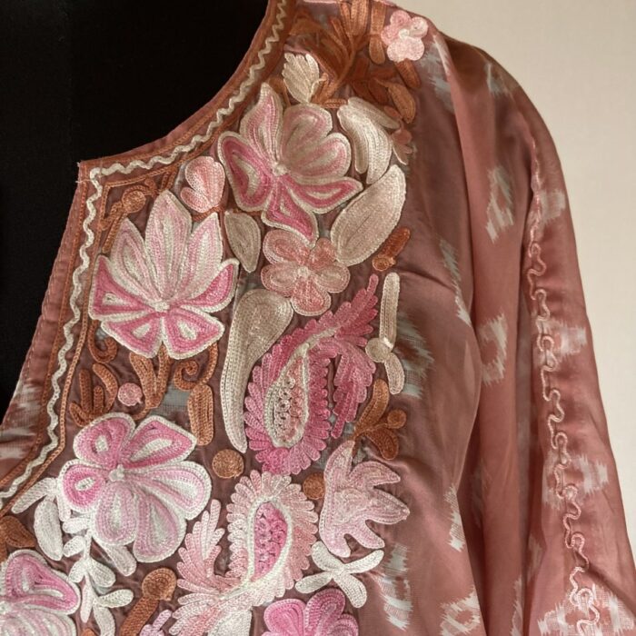 Make a Statement with Georgette Kashmiri Aari Work Kaftan L52 - Image 3