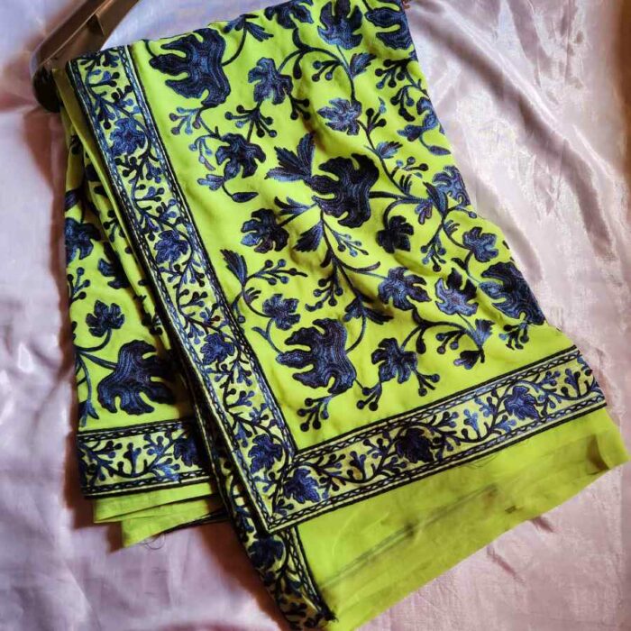 Green Georgette All over Aari Embroidered Saree - Image 3