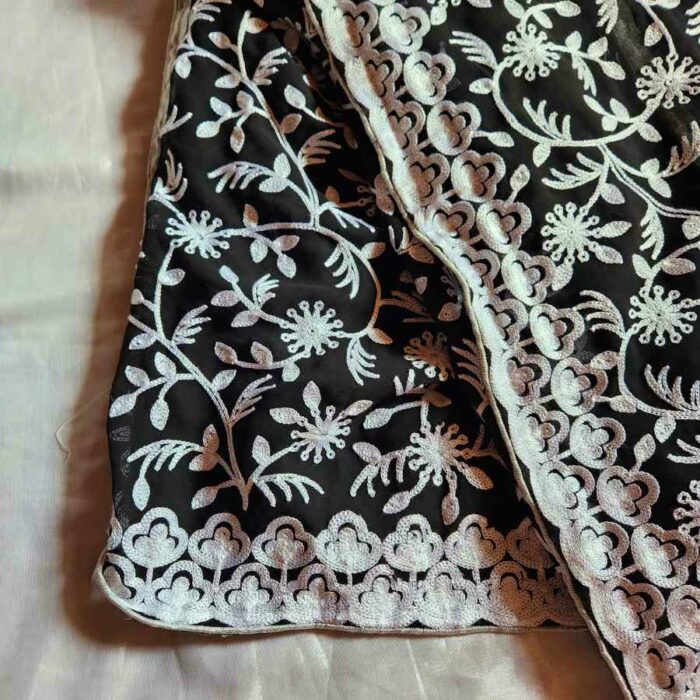 Black White Georgette All over Aari Embroidered Saree - Image 3