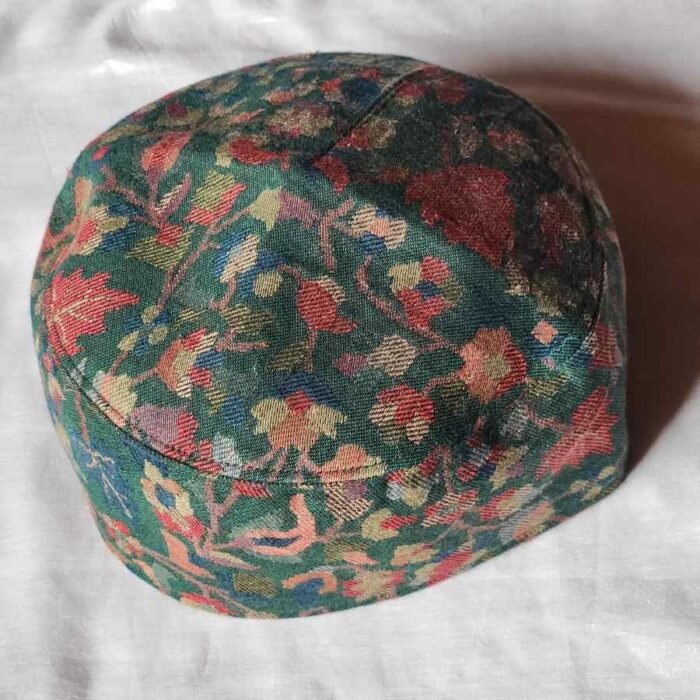 Green Red Chinari Kani Cap