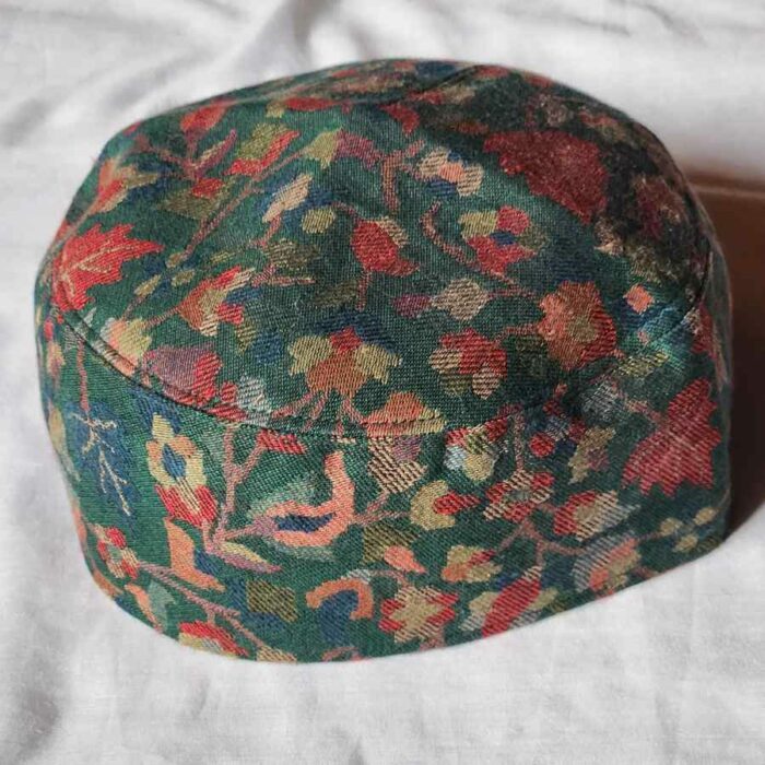 Green Red Chinari Kani Cap - Image 2