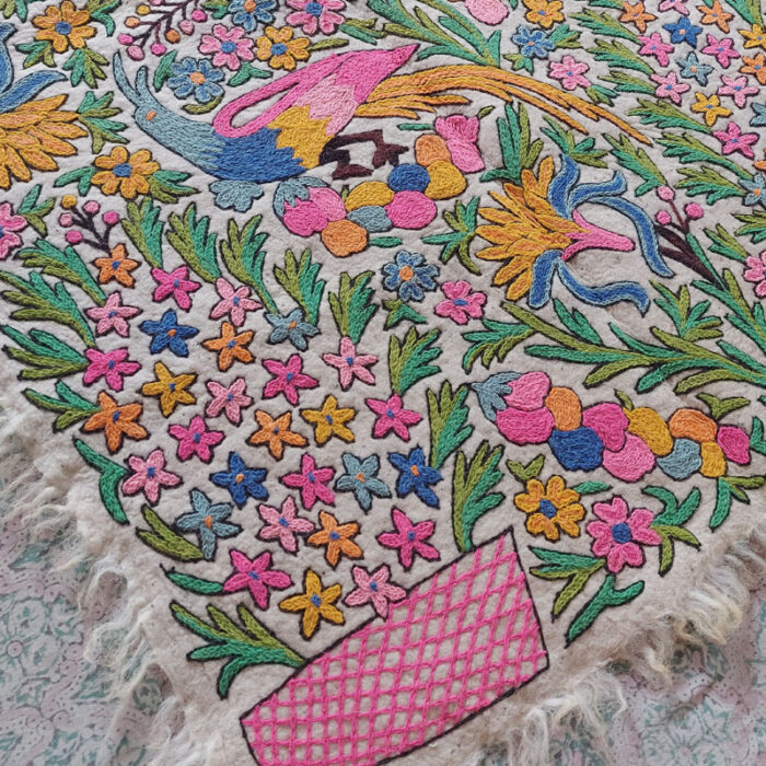 Flora Fauna Namda Rug 6×4Ft Pure Wool Handmade Double Work Aari Embroidered - Image 7