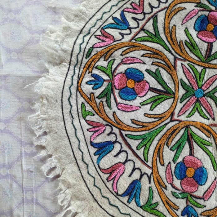 3ft Bloom Round Handmade Pure Wool Aari Embroidered Namda Rug - Image 4