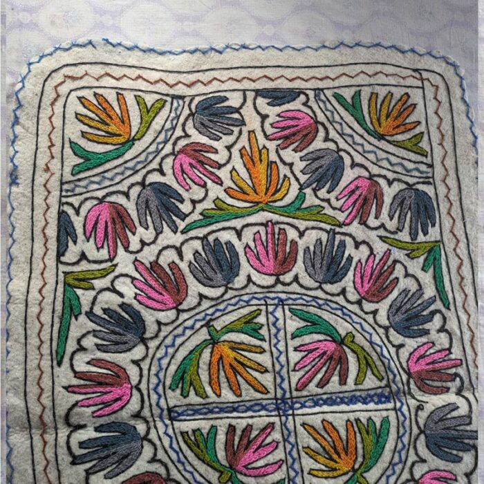 5x3 Shahi Handmade Aari Embroidered Wool Namda - Image 3