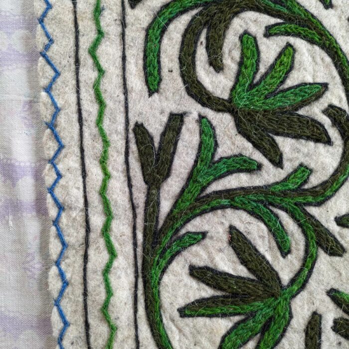 Sabz Rug, 3Ft×2Ft Handmade Namda Rug - Image 2