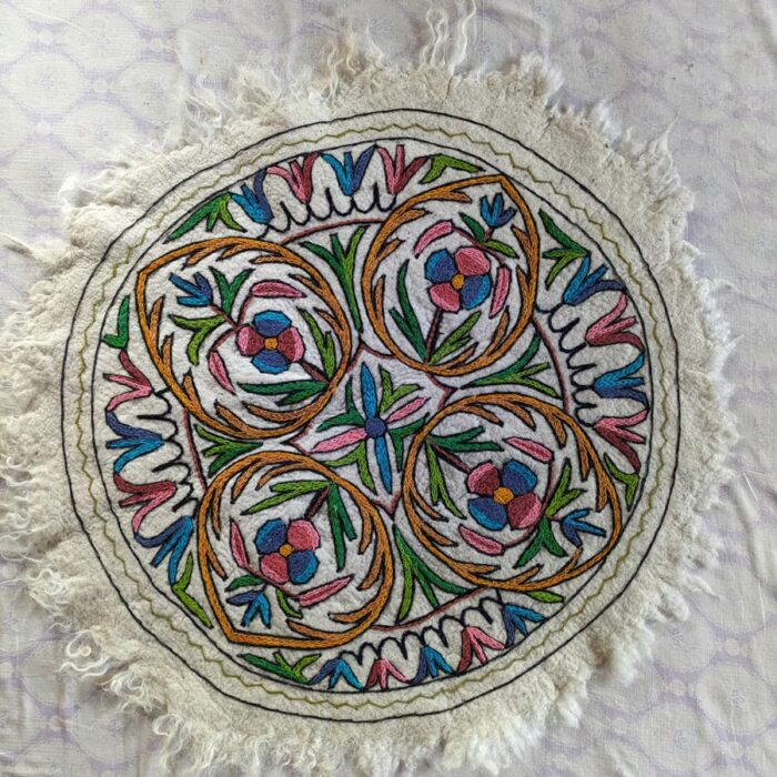 Char Badam 3ft Round Handmade Pure Wool Aari Embroidered Namda Rug