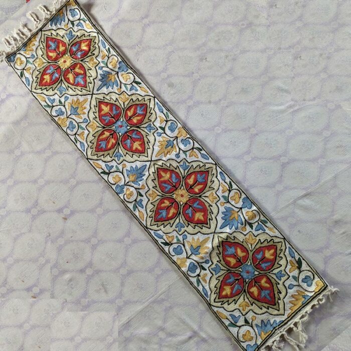CharPosh Chainstitch Silk Handmade Runner 4×1 ft