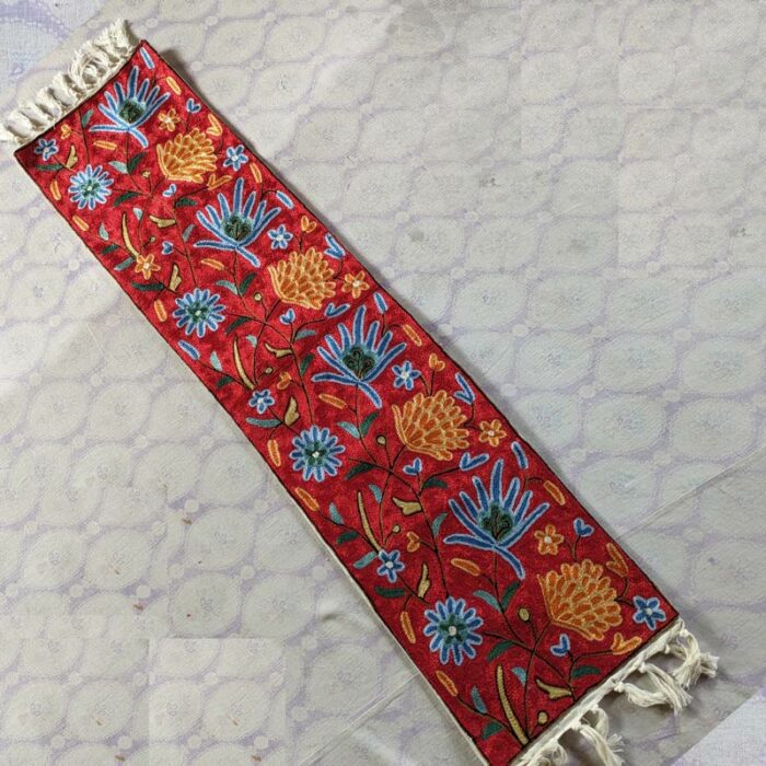 Wazul Chainstitch Silk Handmade Runner 4×1 ft