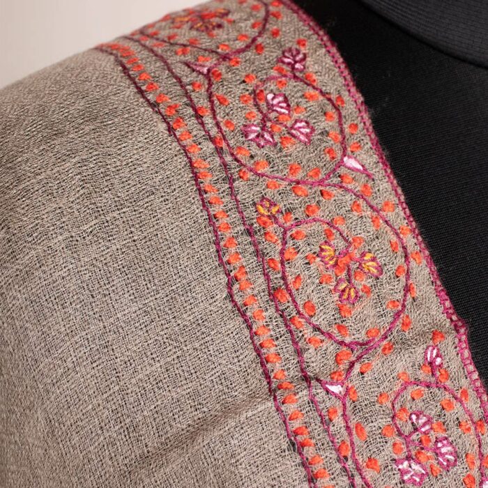 Natural Color Pashmina Sozni Hand Work Stole - Image 2