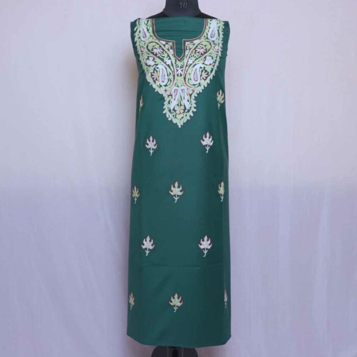 Green Chinar Booti Kashmiri Winter Spun Suit With Aari Work