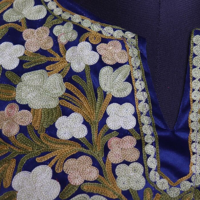 Navy Blue Aari Velvet Pheran - Image 3