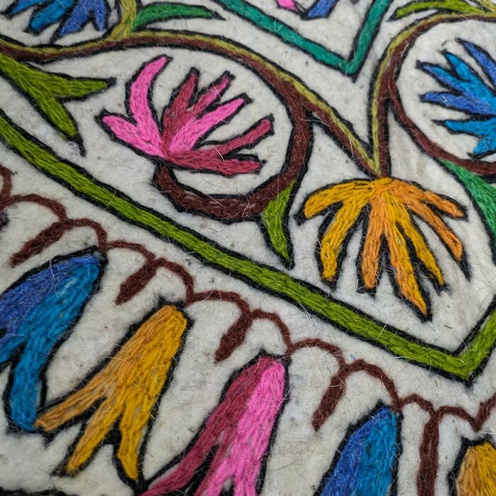6x4 Handmade Badami Namda Rug - Image 4