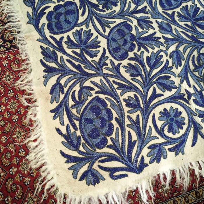 Luxury Aabi 6×4Ft Pure Wool Double Work Handmade Aari Embroidered Namda - Image 3