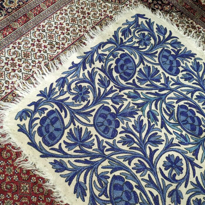 Luxury Aabi 6×4Ft Pure Wool Double Work Handmade Aari Embroidered Namda - Image 2