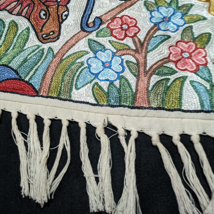 Flora and Fauna Chainstitch Handmade Wall Hanging 3×2 - Image 2