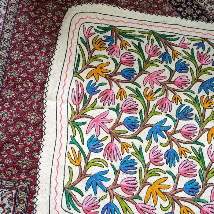 6x4 Handmade Chinari Namda Rug - Image 3