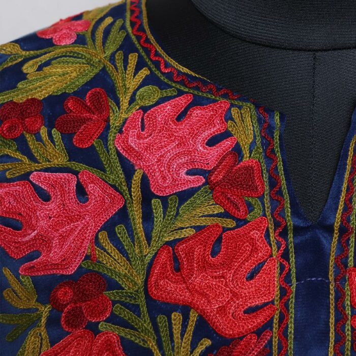 Navy Blue Chinari Aari Velvet Pheran - Image 3