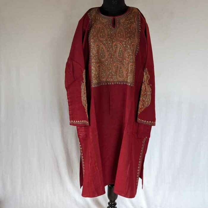 Maroon Posh Badami Wool Kashmiri Sozni Handwork Designer Pheran - Image 2