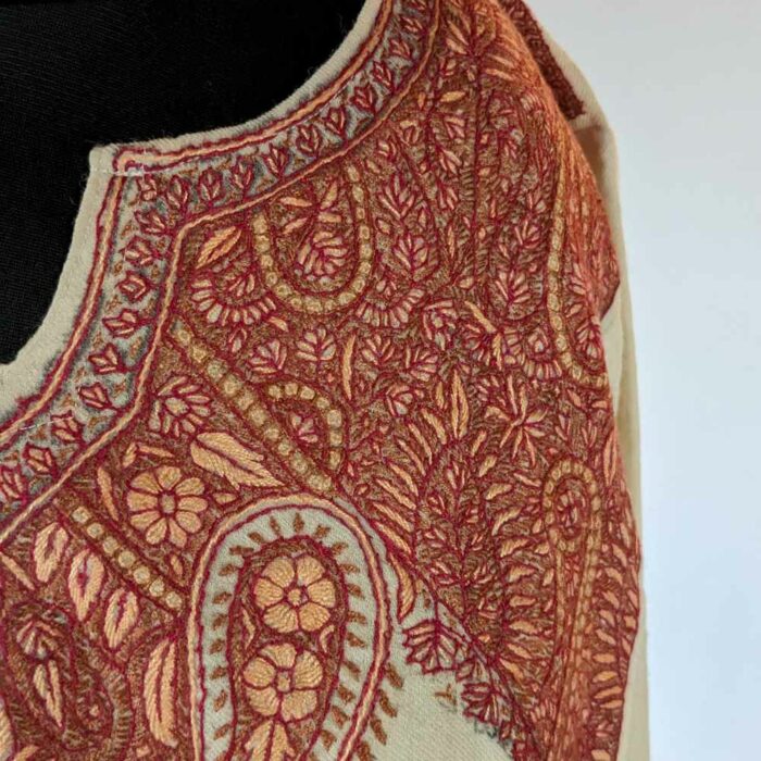 Cream Jhelum Pure Wool Kashmiri Sozni Handwork Designer Pheran - Image 3