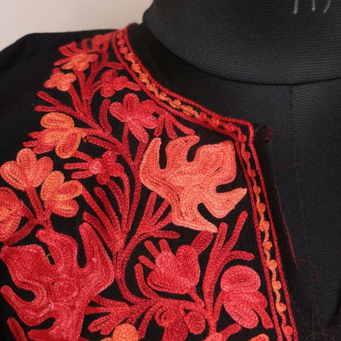 Black Chinari Kashmiri Pheran with Aari Embroidery - Image 3