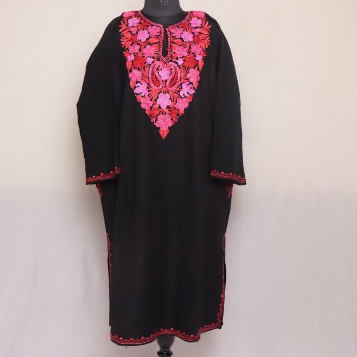 Black Chinari Posh Kashmiri Pheran with Aari Embroidery