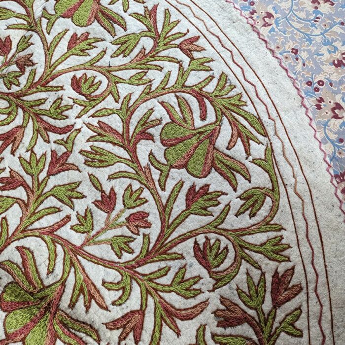 Large Handmade Shalimar Namda Rug 6ft - Image 3