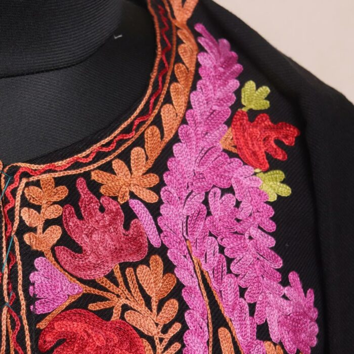 Kruhun Kishmish Pheran with Aari Embroidery - Image 3