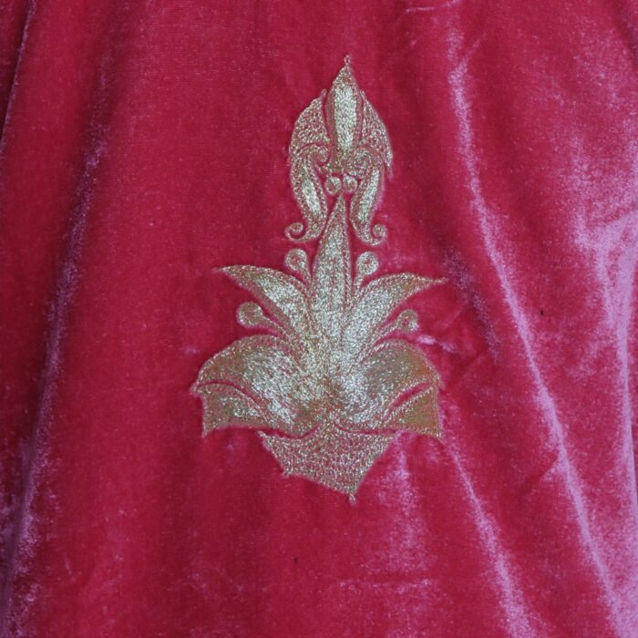 Pink Velvet Kaftan with Tilla - Image 3
