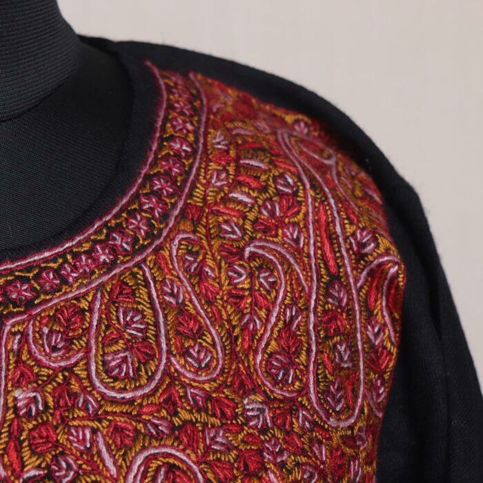 Black Chinari Pure Wool Kashmiri Sozni Handwork Designer Pheran - Image 3