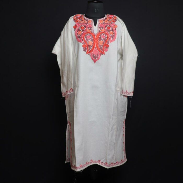 White Kashmiri Pheran With Aari Work