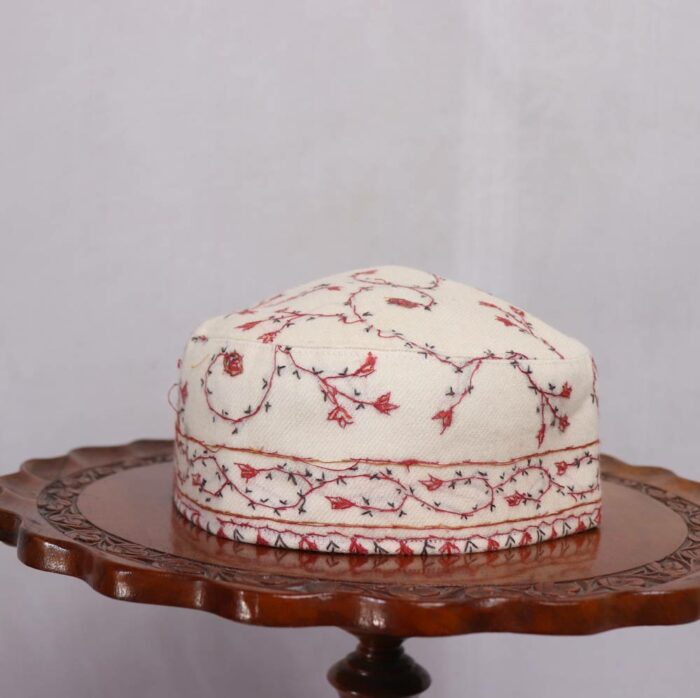 Exquisite Kashmiri Cap with Sozni Handwork in Elegant White Toosha