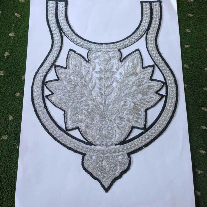 Set of 3 Tilla Patches from Kashmir - Image 4