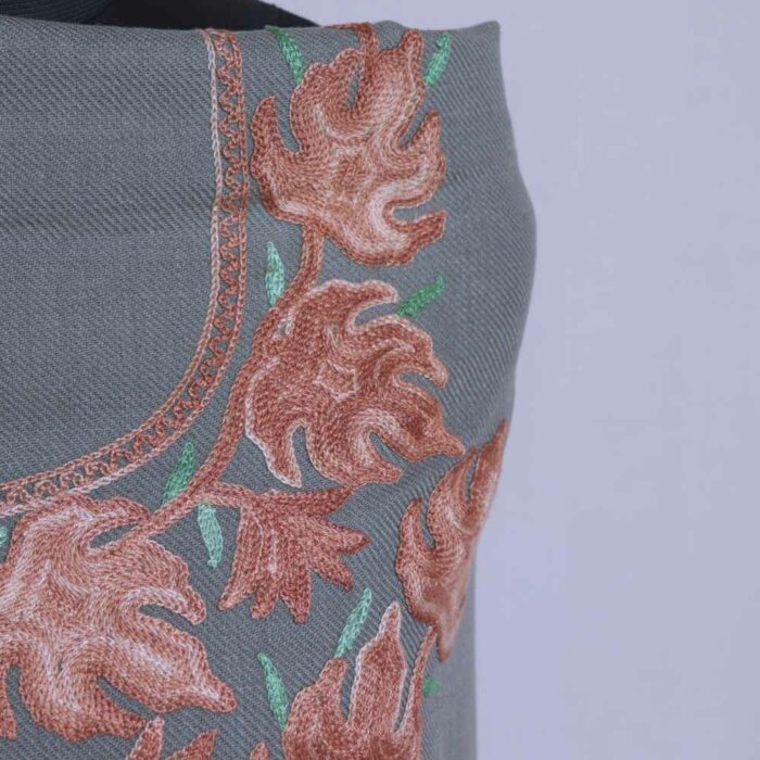 Grey Bhoora Mehnaz Chinari All Over Cashmilon 2PC Kashmiri Woolen Unstitched Salwar Suit - Image 3
