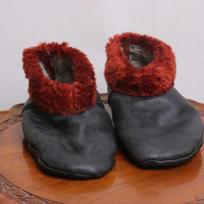 Black Aftaabi Leather Fur Socks (6)